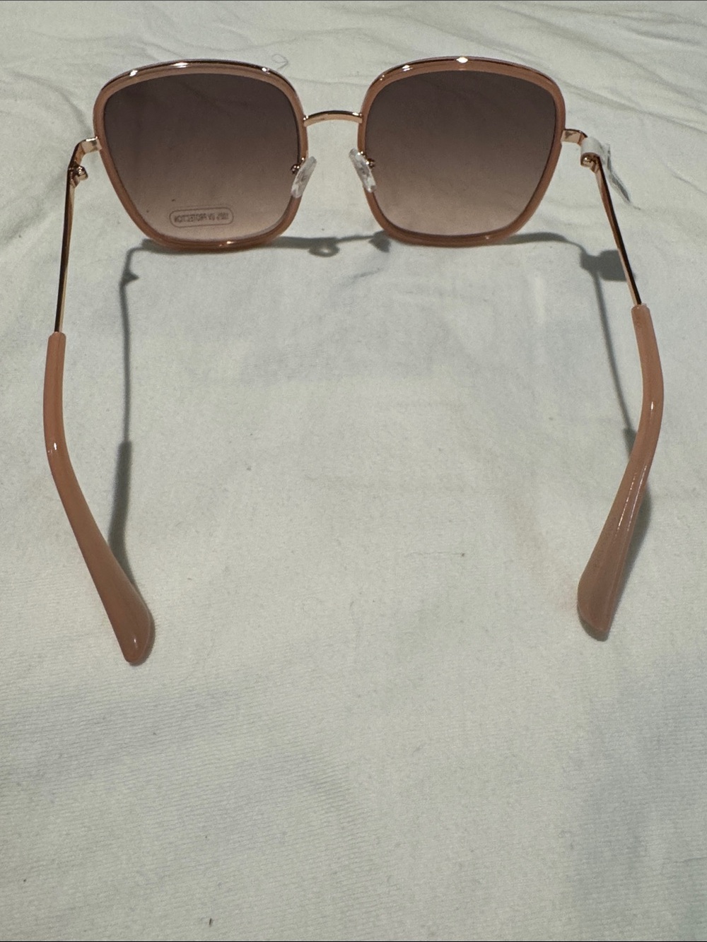 New Loft edge oversized square sunglasses. - Picture 4 of 5